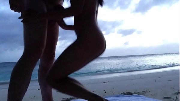 Espisa Na Praia De Nuds